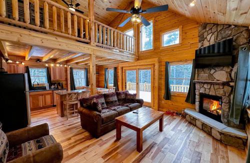Carroll House | 65PT New Log Cabin in Private