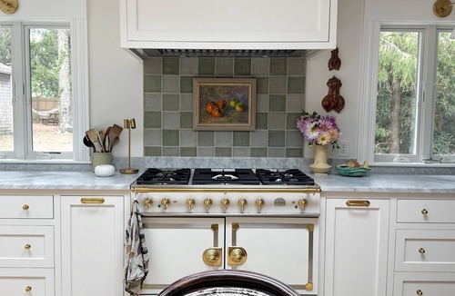 Tisbury House | 6bedroom, 4bath, chefs kitchen, central air, ping pong, walking distance to town