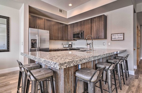 Silverthorne House | 7 Mi to Keystone: Waterfront Home w/Scenic Views