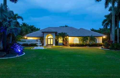 Davie Villa | 7000sf Mansion Pool|Theater|Gameroom