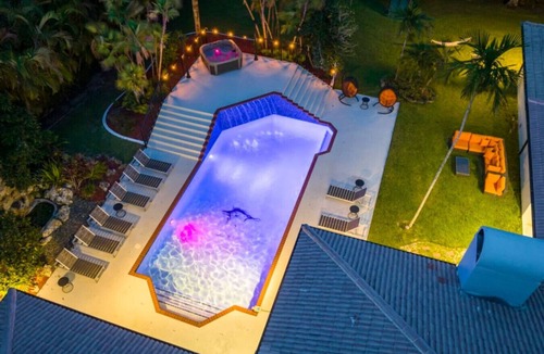 Davie Villa | 7000sf Mansion Pool|Theater|Gameroom
