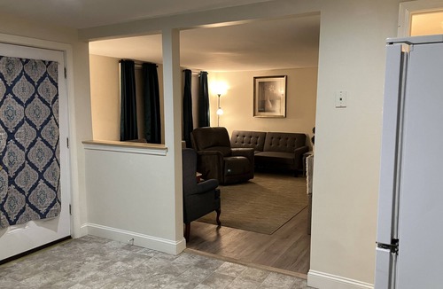 Dover Apartment | 70in TV! Free Parking Downtown!