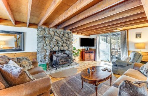 Center Conway House | 8 Mi to Cranmore Mtn Resort: A-Frame w/Fire Pit