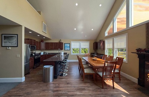 North Conway House | 80-2 Locust Lane | Pool, Hot Tub, Views, Game Room