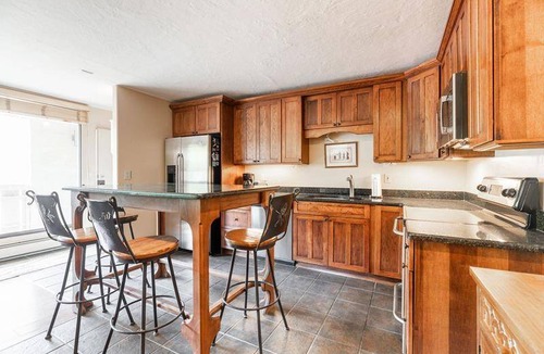 Vail Apartment | 95 m² Apartment ∙ 2 bedrooms ∙ 4 guests