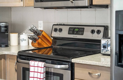 Airdrie House | A beautiful home in Airdrie