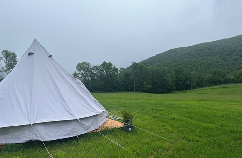 Huntington RV Rental | A Canopy under the Stars