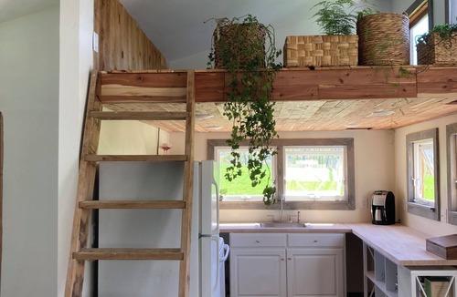 Huntington Cottage | A Cottage Minutes From Mad River Glen and Sugarbush