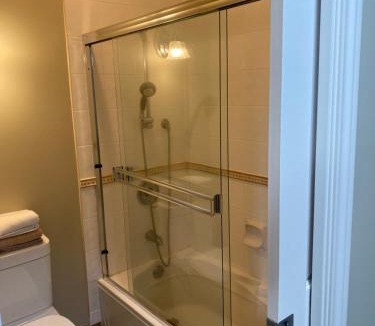 Richmond House | A cozy en-suite on the second floor with independent entranceclose to YVR