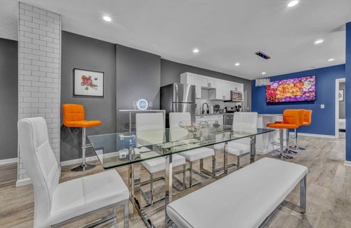 Tremont House | A cozy home away from home when visiting family and friends in town. Laid back, chill and quiet. Inside noises must be maintained as home is very close to adjacent homes.