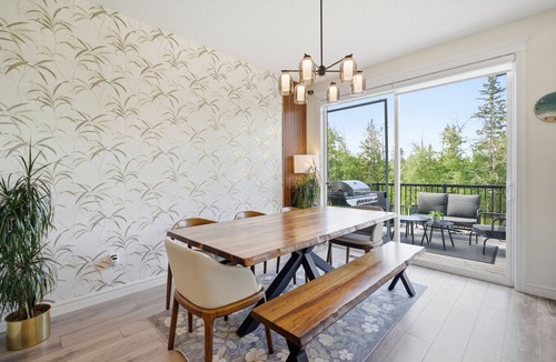 Southwest Edmonton House | A place to unwind your soul