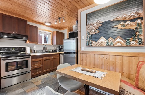 Ucluelet House | A Shore Thing- Spring Cove, Water View, Hike!