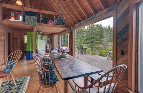 Vinalhaven Cottage | A True Escape: Island Sanctuary in Vinalhaven