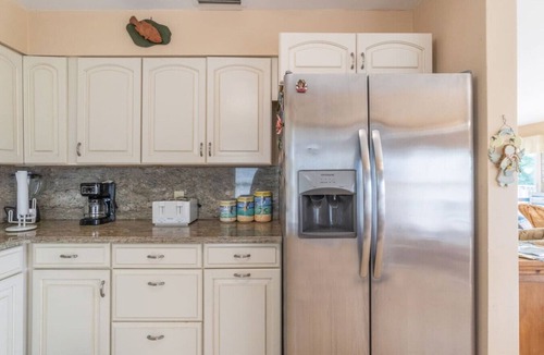 Ambersand Beach House | A1A Beach Stay w/King Beds
