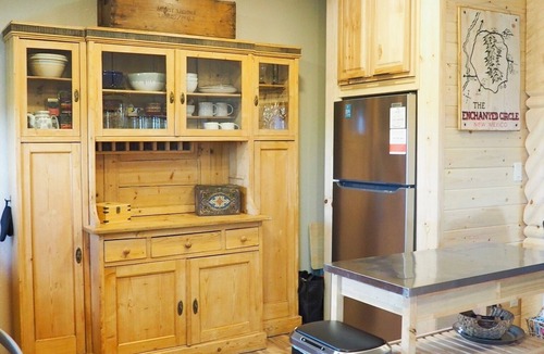 Youngsville House | Abiquiu Lake Retreat- Beautiful views, full kitchen, WiFi ,family friendly home