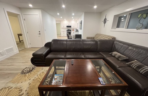 Red Deer House | Acreage Retreat on City Boundary