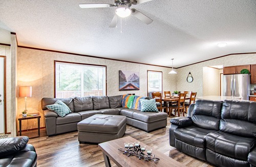 Sylvan Lake Cabin | Across from the beach and in downtown Sylvan Lake