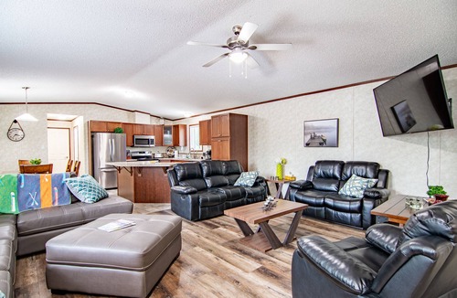 Sylvan Lake Cabin | Across from the beach and in downtown Sylvan Lake