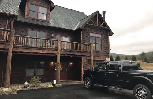 North Creek House | Adirondack Dream Townhome