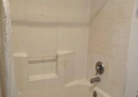 Trumbull Village Hotel | Albuquerque Inn