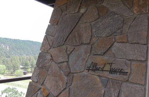 Rimrock Apartment | Allard Tower - Breathtaking Views