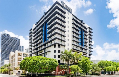 Brickell Hotel | Aloft by Marriott Miami - Brickell