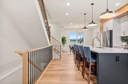 Invermere Apartment | Alpine Hideaway | Foosball | Fireplace | Central