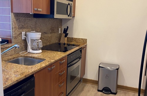 Brickell Apartment | Amazing 2/2/1 Apartment at Brickell Avenue