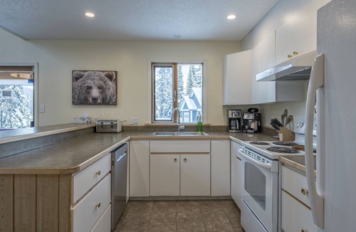 Silver Star Mountain House | Amazing location with private hot tub, sauna, laundry and ground level suite.