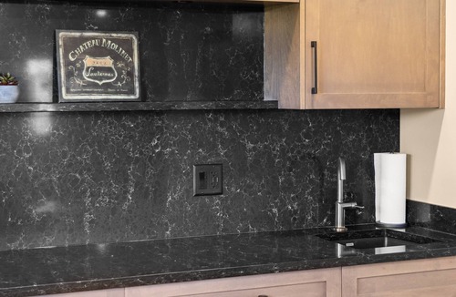 Colwood House | Amazing Ocean Views, Hot Tub, Sleeps 10!
