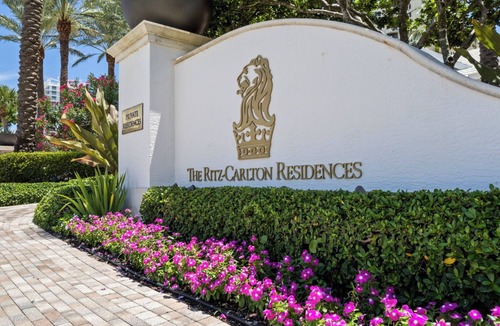 Singer Island Condo | Amazing views Ritz Carlton Res. 24 th flr luxury Singer Is 2 brm+den 25% SALE
