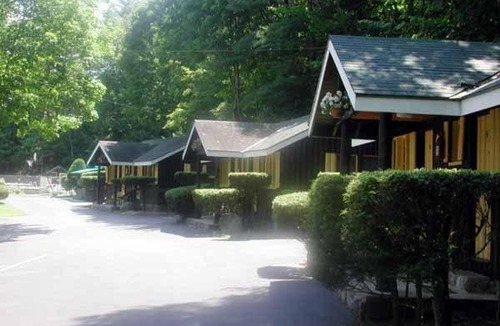 Lake George House | Amber Lantern Duplex Cottage