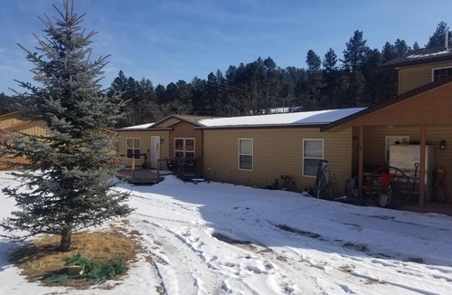 Keystone House | American Pines Lodge, 5 miles from Mt. Rushmore