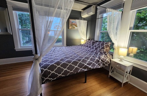 Gray Bed & Breakfast | And. N B&B