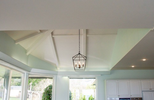 Cobble Hill Villa | Anderson Lane l Beach Access l Sleeps 22/Hot Tub