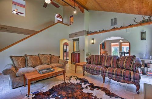 Angel Fire House | Angel Fire Mountain Cabin w/Hot Tub & Sauna!
