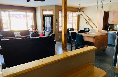 Okanagan-Similkameen Condo | Apex Mountain ~ Lazy Bear Lodge