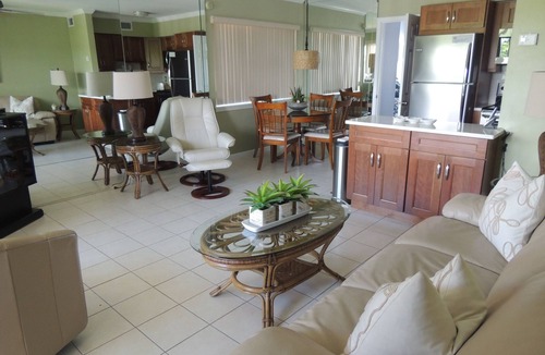 Pompano Beach Apartment | Aqua Mar Condos