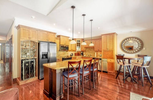 Big White Ski Resort Condo | Aspens by Okanagan Premier