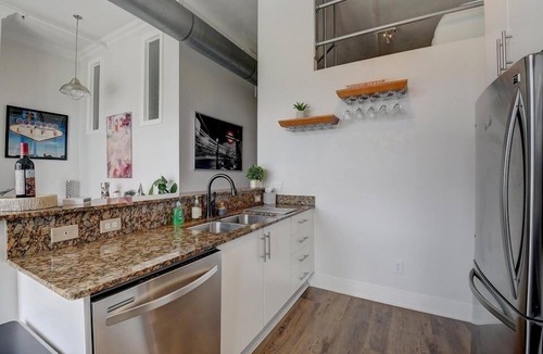 Pineapple Grove Arts District Condo | ATLANTIC AVENUE DELRAY BEACH LOFT CONDO