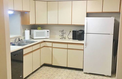 Old Orchard Beach Condo | Available now: Furnished 2 BR/2 Bath Condo, right off I-95, utilities included