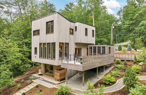 Meredith House | Award Winning Lake Waukewan Home sleeps 10 featured in Forbes Magazine