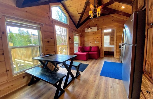 Twin Mountain Villa | B3 NEW Awesome Tiny Home With A C Mountain Views Minutes to Skiing Hiking Attractions