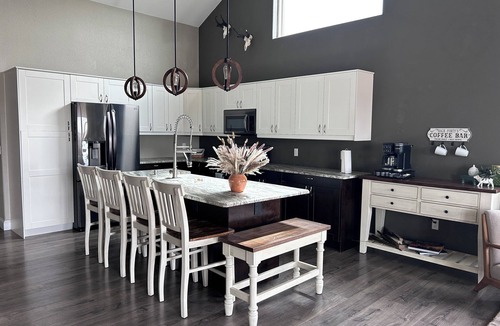 Gillette House | Back Forty Bunkhouse