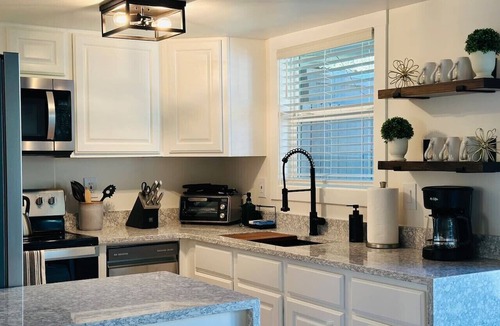 Basalt Apartment | Basalt Mountain Townhome | 3BR Retreat, Fireplace