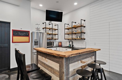 Stapleton Apartment | Basement Retreat w/Hot Tub! Gnome Sweet Gnome!