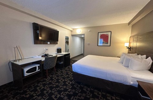 Medicine Hat Hotel | Baymont by Wyndham Medicine Hat