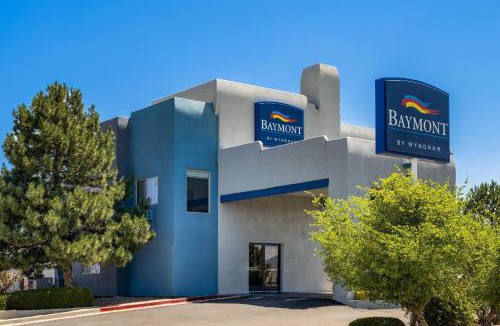 Southside Hotel | Baymont by Wyndham Santa Fe