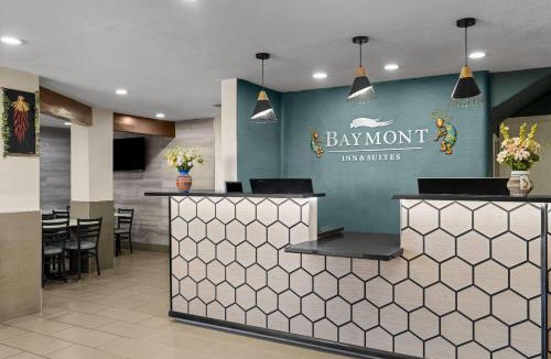 Southside Hotel | Baymont by Wyndham Santa Fe