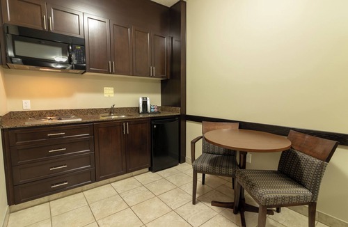 Lac La Biche Hotel | BCMInns Lac La Biche